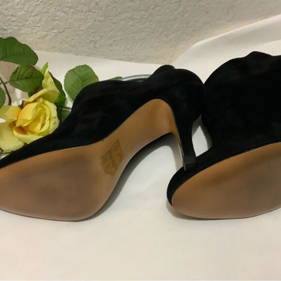 Aldo Women's 9 Black Suede Stiletto Heels Slip On Ankle Booties Boots - Picture 6 of 16